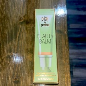 Brand new never used pixi by Petra